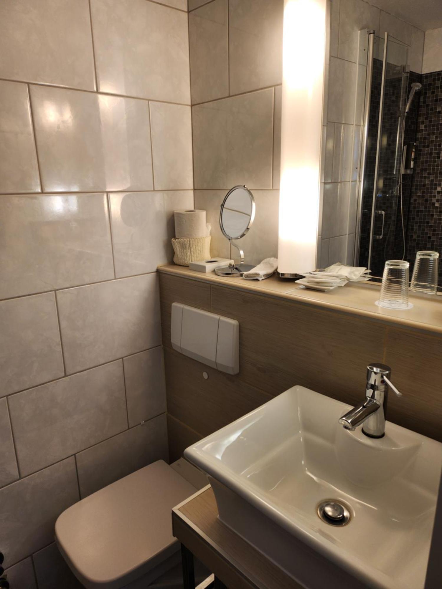Hotel Willert วิสมาร์ ภายนอก รูปภาพ