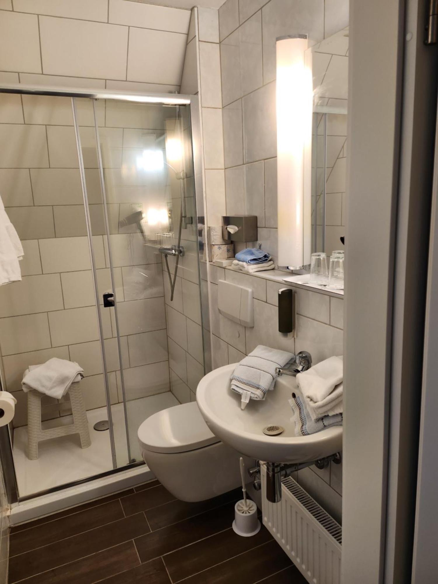 Hotel Willert วิสมาร์ ภายนอก รูปภาพ